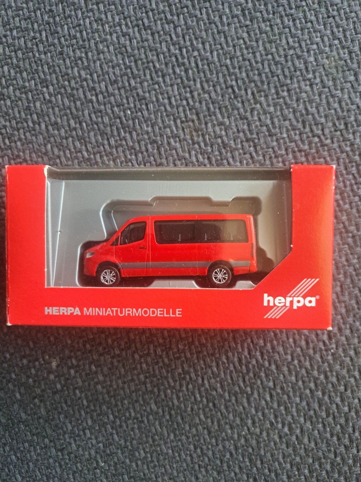herpa model mercedes sprinter 18 bus, Hobby en Vrije tijd, Modelauto's | 1:87, West germany, Zo goed als nieuw, N.b, Bus of Vrachtwagen