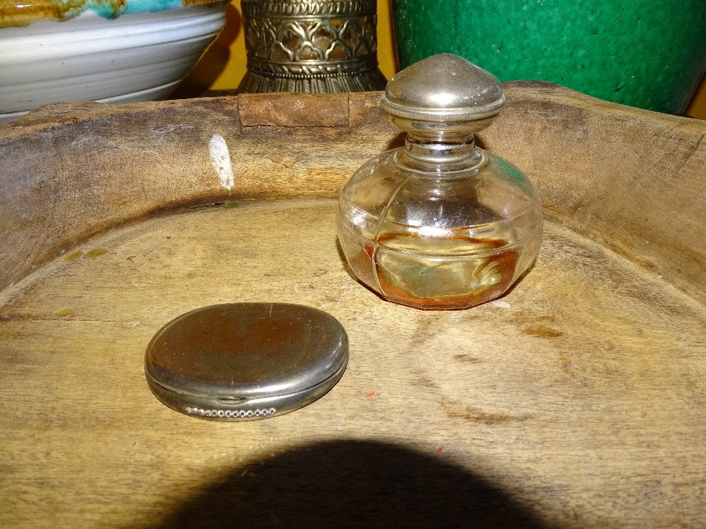 ANTIEKE PARFUMFLES EN BROCANTE SPIEGELDOOSJE-VERZILVERD-, Antiek en Kunst, Ophalen of Verzenden