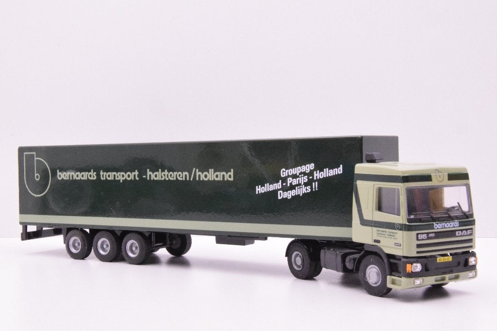 DAF 95  '' Bernaards transport Halsteren ''  Lion Car, Ophalen of Verzenden, Zo goed als nieuw, Bus of Vrachtwagen, Lion Toys