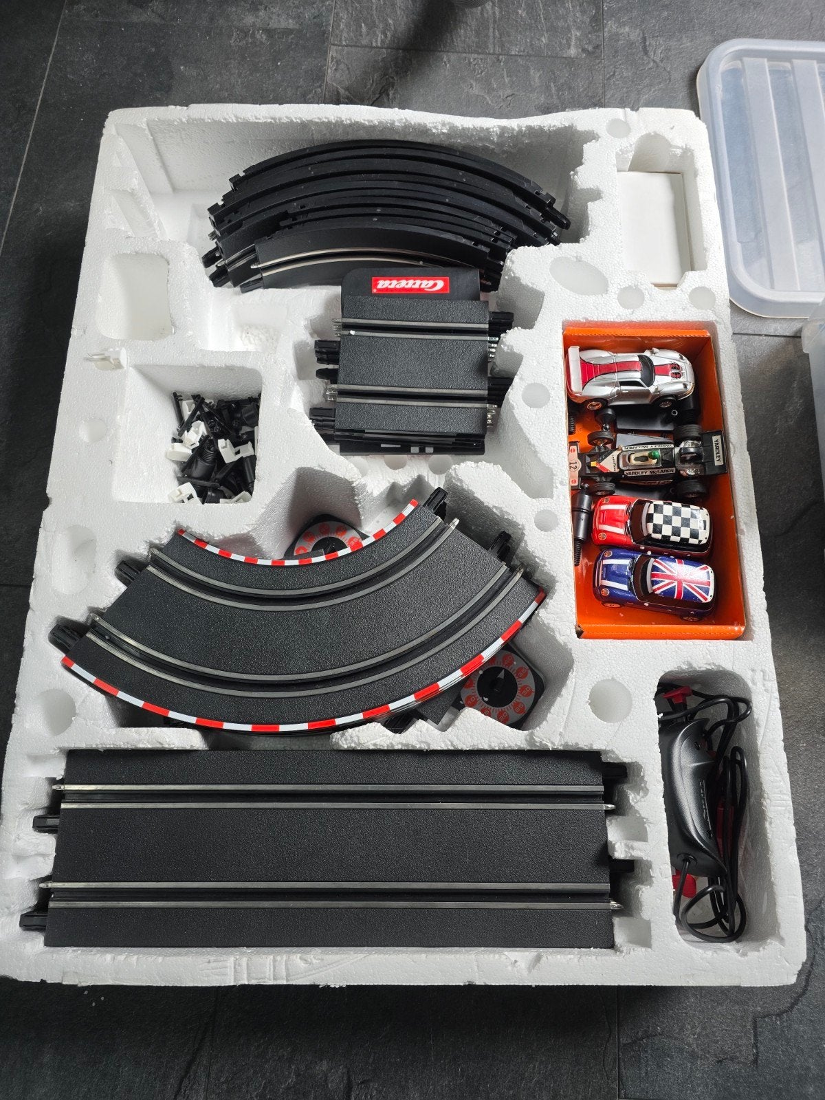 Carrera Go!!! Racebaan Set met Extra Auto's en Onderdelen, Kinderen en Baby's, Speelgoed | Racebanen, Ophalen, Gebruikt, Elektrisch
