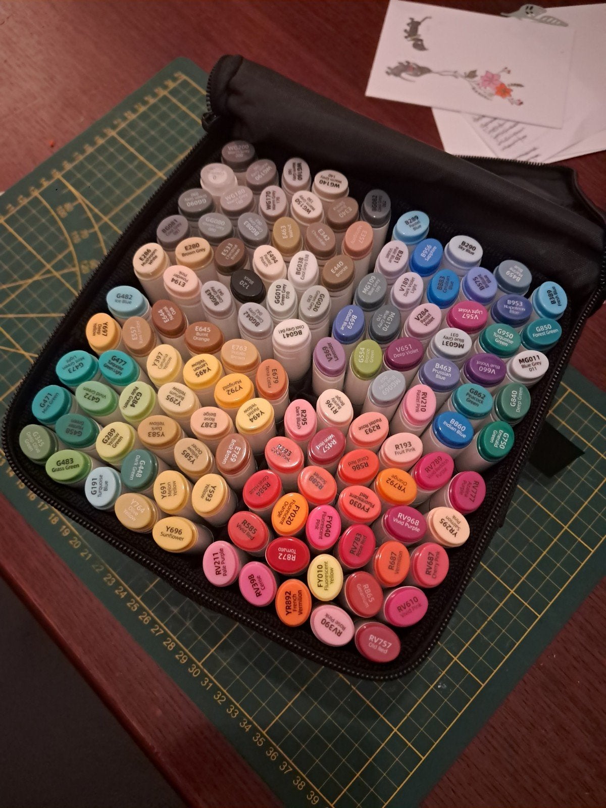 Ohuhu alcoholmarkers set - 120 kleuren, Ophalen of Verzenden, Zo goed als nieuw, Overige typen