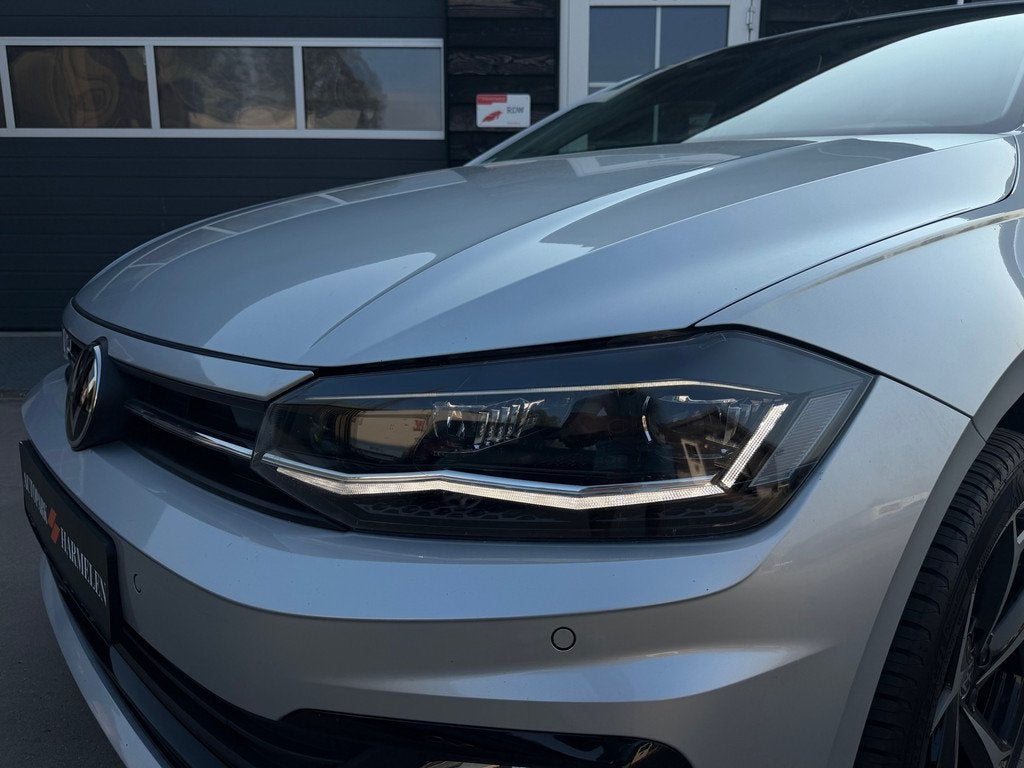 Volkswagen POLO 1.0 TSI R-Line Dsg Camera Led Carplay, Auto's, Volkswagen, Gebruikt, Euro 6, 95 pk, 1096 kg