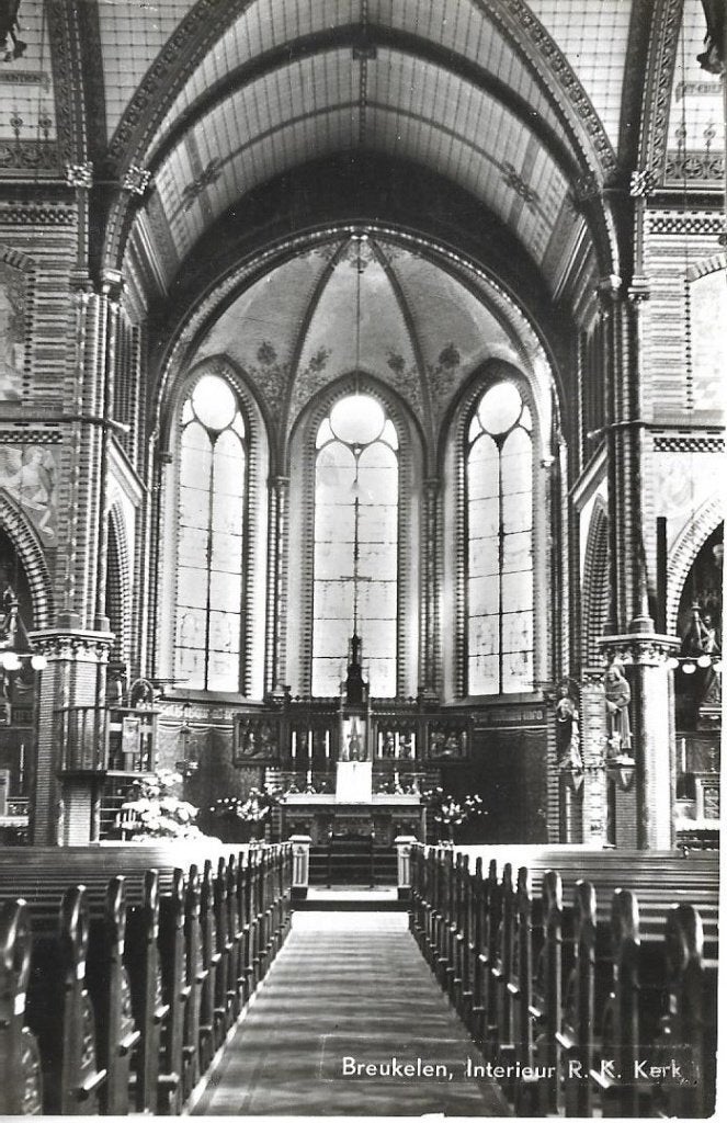 B51 Breukelen interieur R K Kerk, Ophalen of Verzenden, Ongelopen, Utrecht