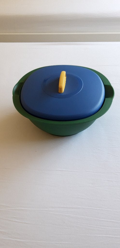 Tupperware serveerschaal 1,8 liter met deksel, Ophalen of Verzenden, Schaal