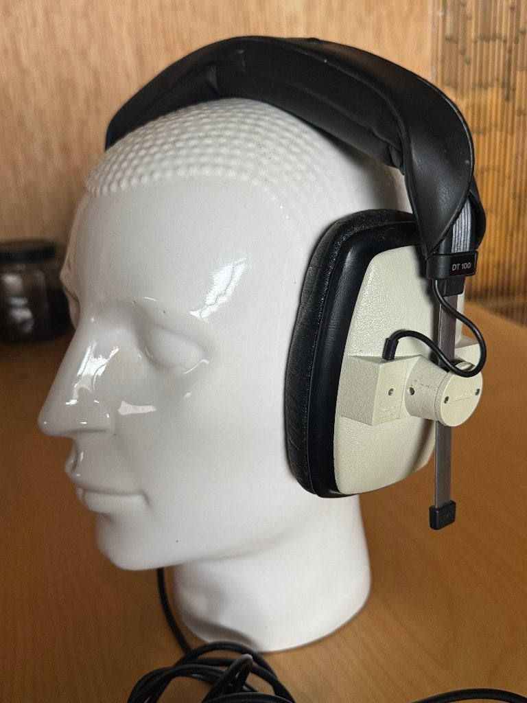 Beyerdynamic DT 100 studio koptelefoon (16 Ohm)  Als nieuw!, Ophalen of Verzenden, Zo goed als nieuw, Over-ear, Beige