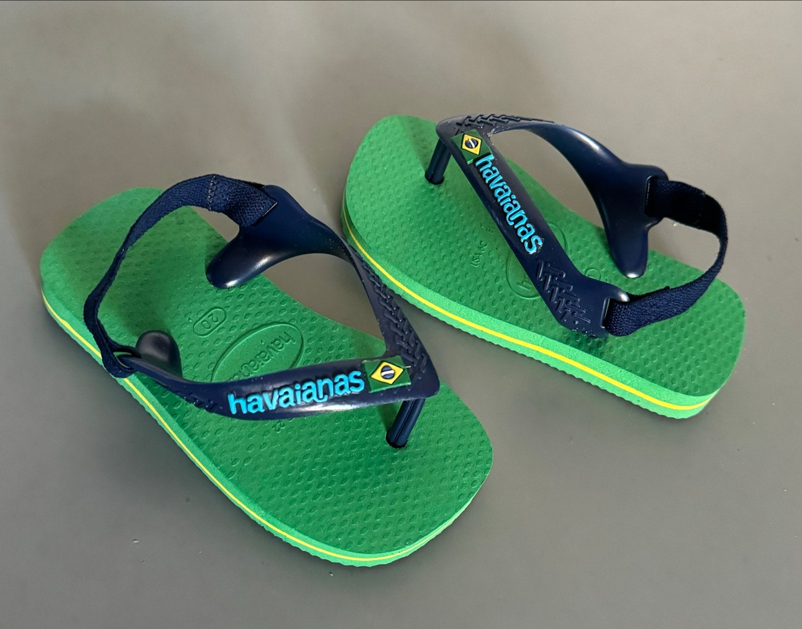 Nieuwstaat Havaianas teenslippers maat 20, Ophalen of Verzenden, Nieuw, Jongen of Meisje