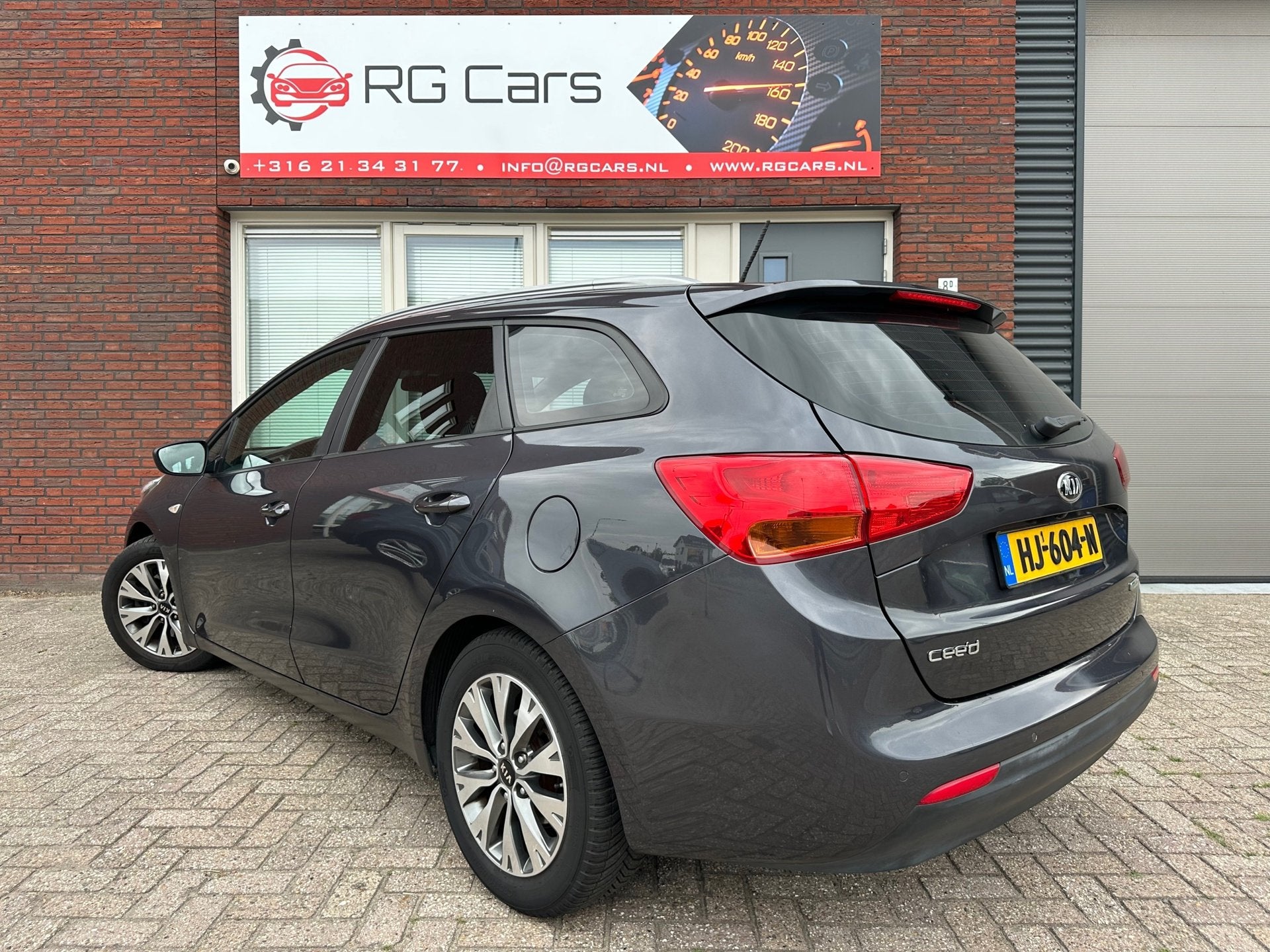 Kia Cee'd Sportswagon 1.0 T-GDi First Edition / Navi / Camer, Auto's, Voorwielaandrijving, Stof, Gebruikt, Met garantie (alle)