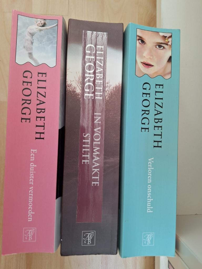3 maal een LYNLEY mysterie van ELIZABETH GEORGE.., Ophalen of Verzenden, Zo goed als nieuw