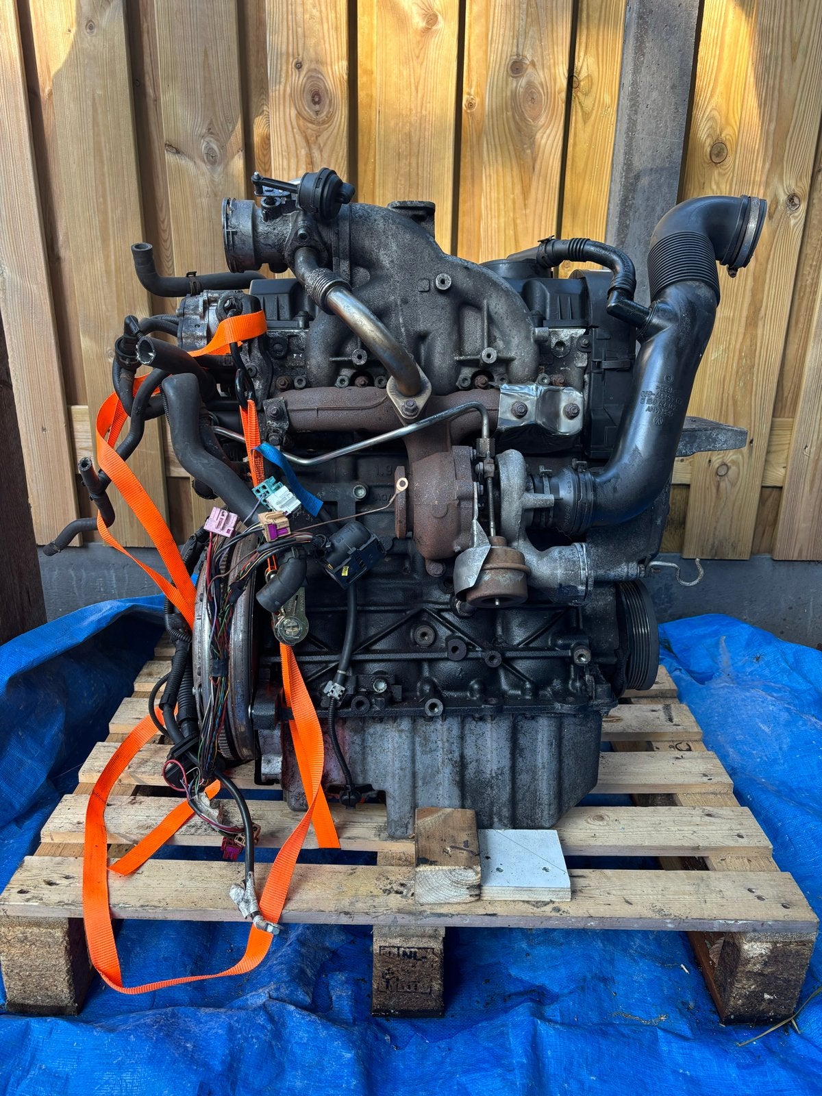 Volkswagen T5 1.9 TDI AXC Motor - 63 kW/ Transporter/Caddy, Auto-onderdelen, Motor en Toebehoren, Ophalen, Gebruikt, Volkswagen