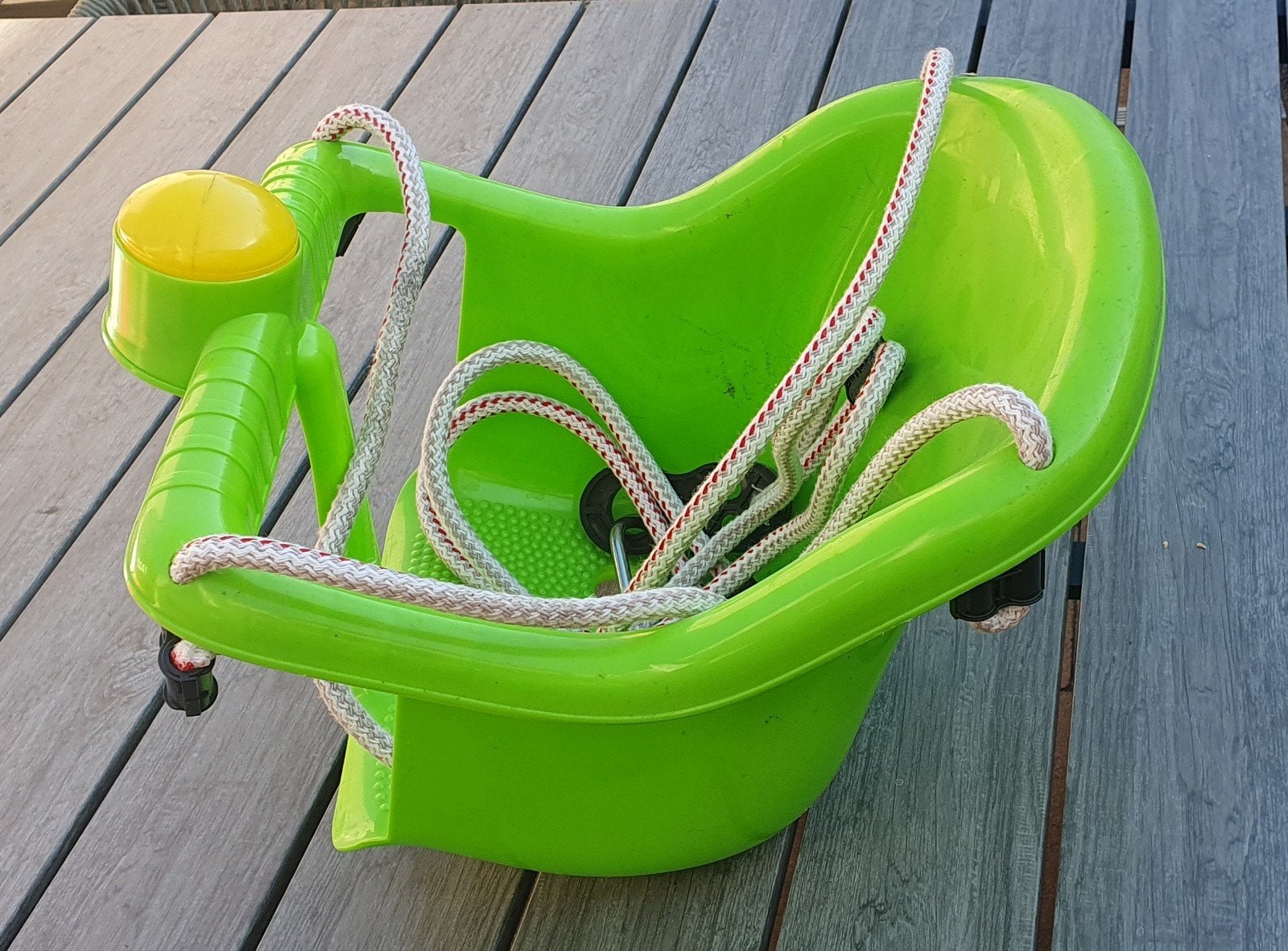 Groen kinderzitje voor de schommel, Ophalen, Gebruikt