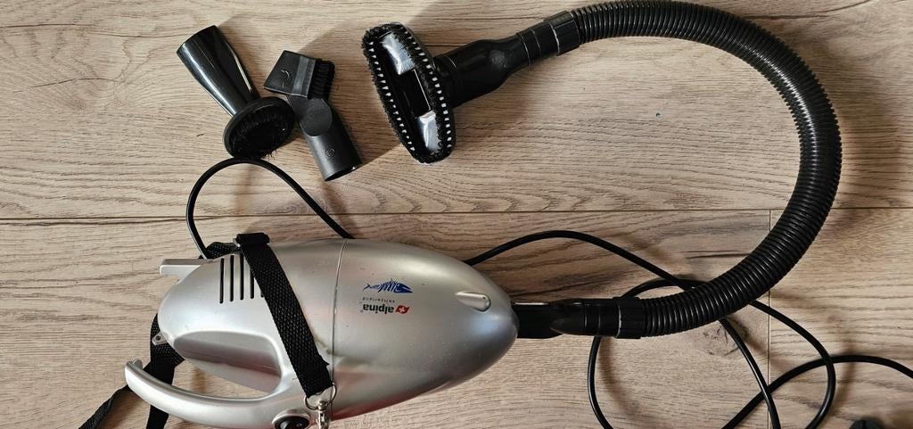 Alpina Handstofzuiger met accessoires en doos, Ophalen of Verzenden, Gebruikt, Reservoir, Kruimeldief