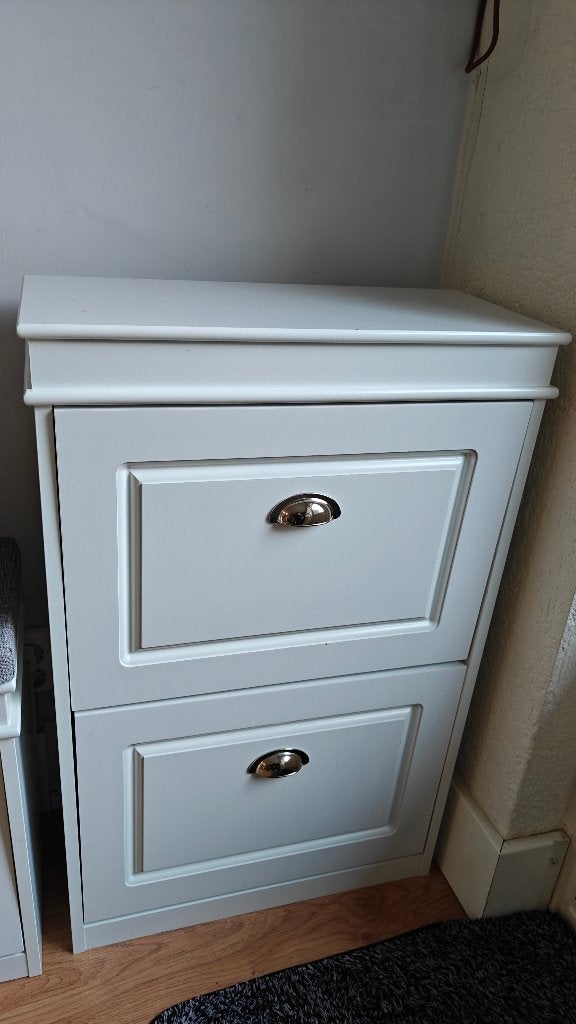 Shoe rack, Ophalen, Gebruikt
