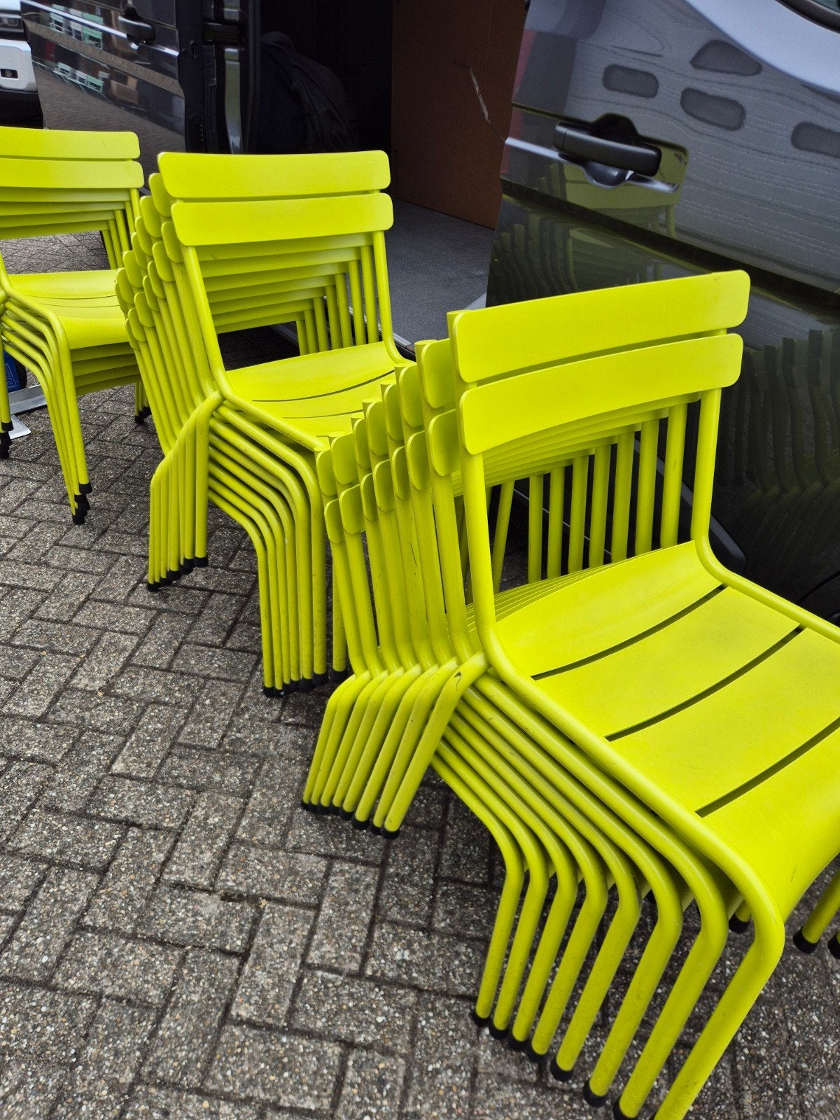 Zeer nette gebruikte fermob Luxembourg stoelen verbena, Tuin en Terras, Tuinstoelen, Ophalen, Kunststof