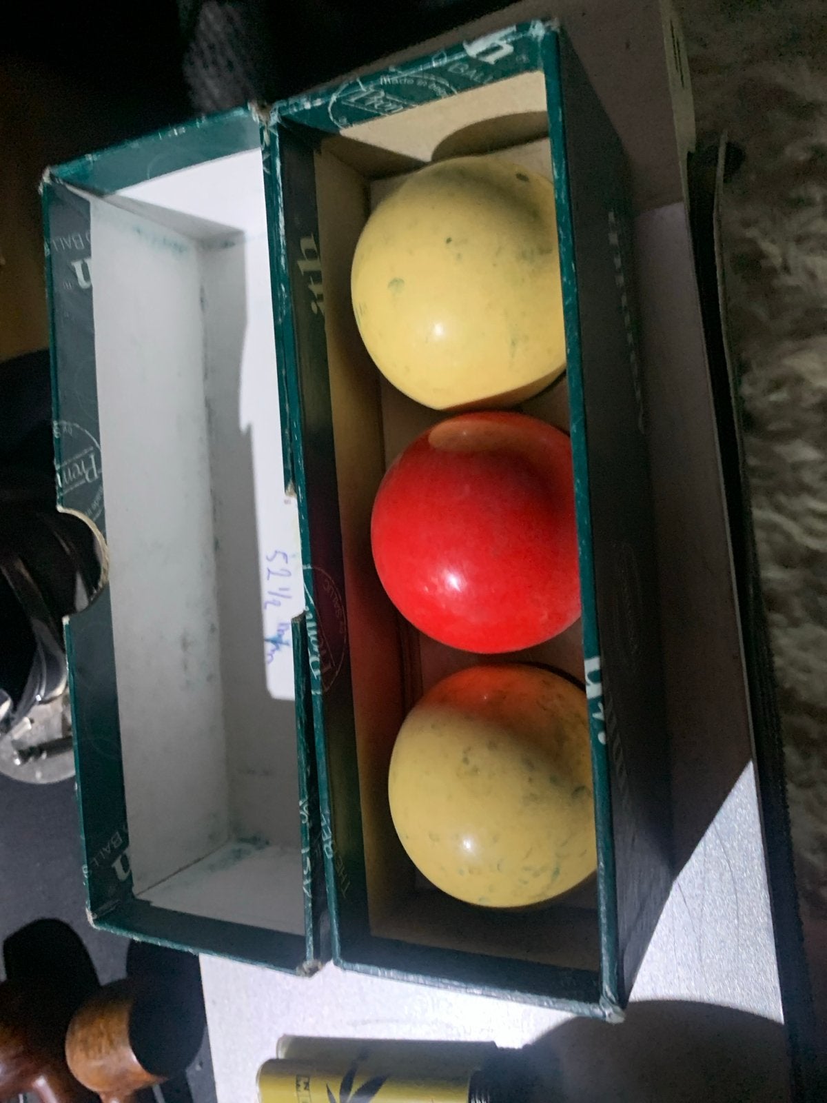 Aramith Biljartballen Set - Rood en Geel, Sport en Fitness, Ophalen of Verzenden, Gebruikt, Keu of Ballen