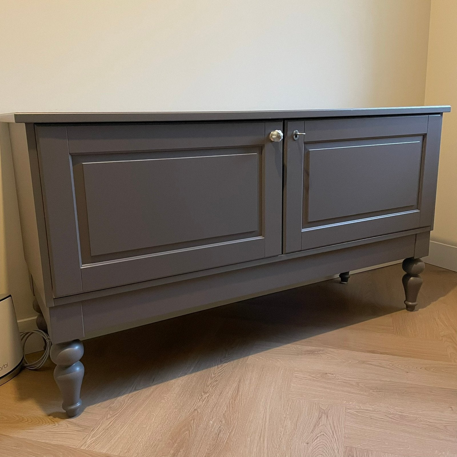 Dressoir - verstelbare legplanken - lage kast - Grijs, Ophalen, Zo goed als nieuw, 100 tot 150 cm, Minder dan 50 cm