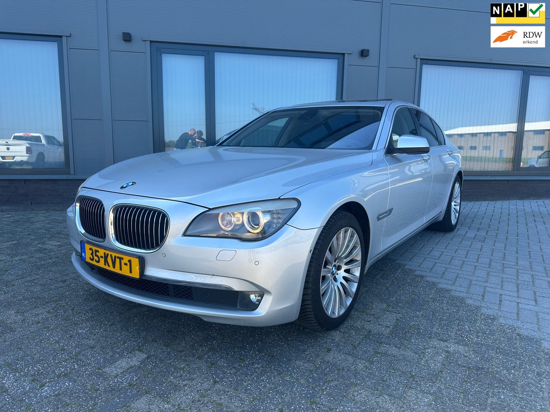 BMW 7-serie 750i High Executive // Adaptieve Cruise. C // Sc, Auto's, BMW, Automaat, Euro 5, Achterwielaandrijving, Gebruikt