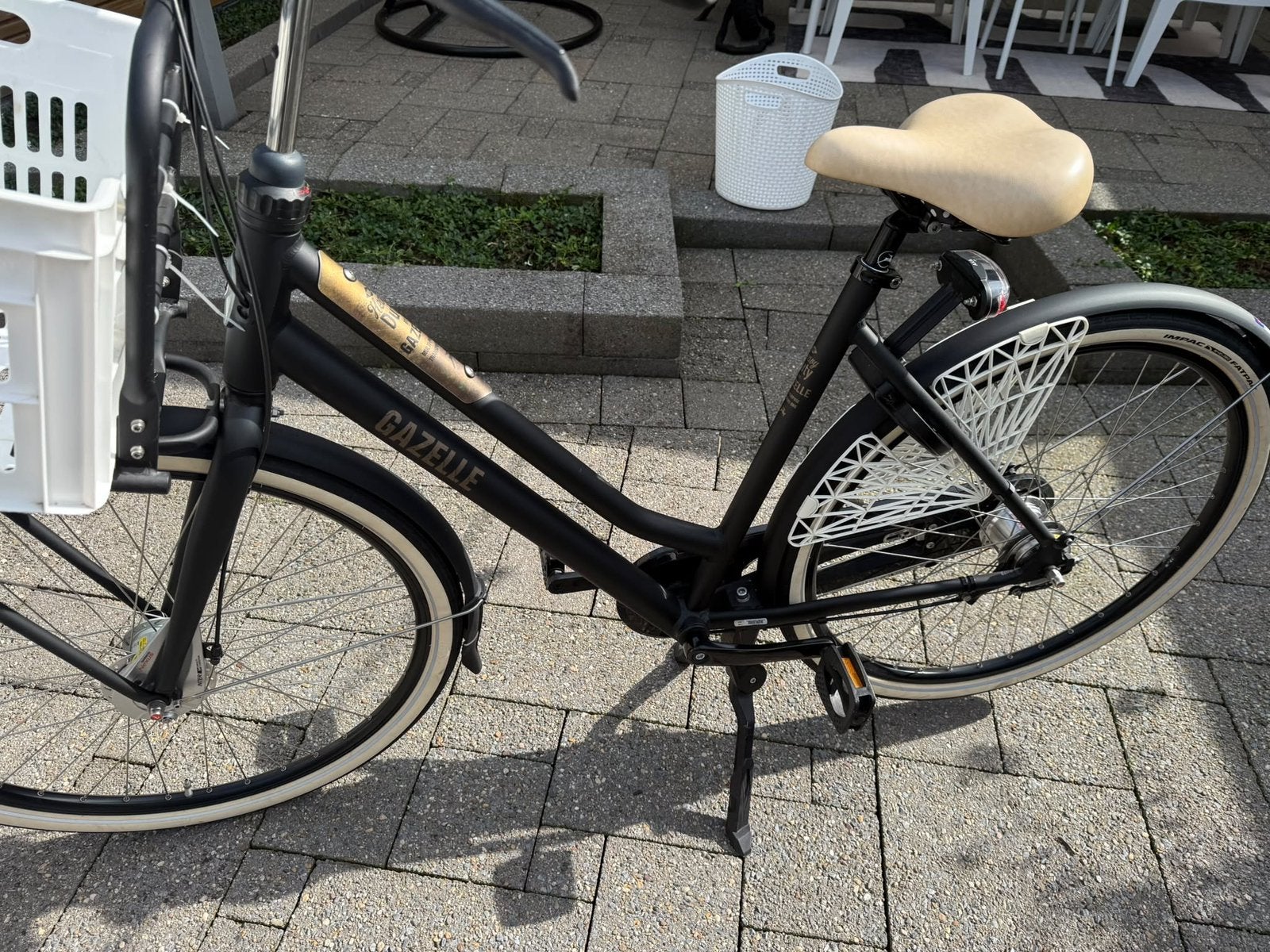 Zeer degelijke en zeer nette gazelle damesfiets 28 inch, Fietsen en Brommers, Ophalen, Versnellingen, 56 cm of meer, Zo goed als nieuw