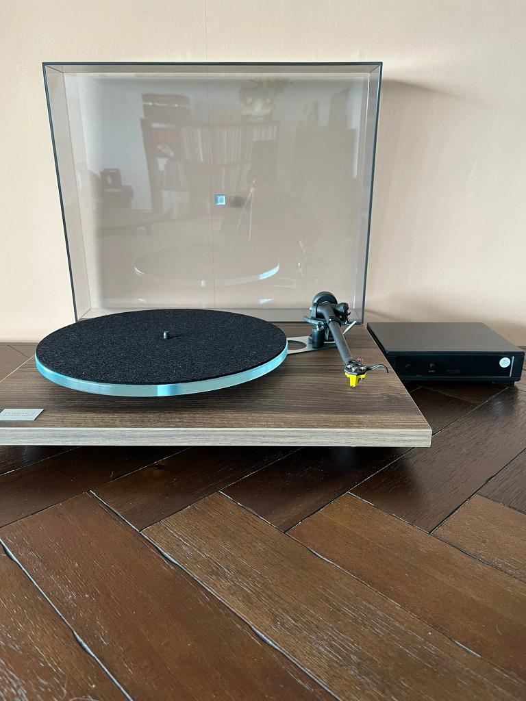 Rega Planar 3 50th Anniversary platenspeler + Exact element, Audio, Tv en Foto, Ophalen, Zo goed als nieuw, Platenspeler, Overige merken