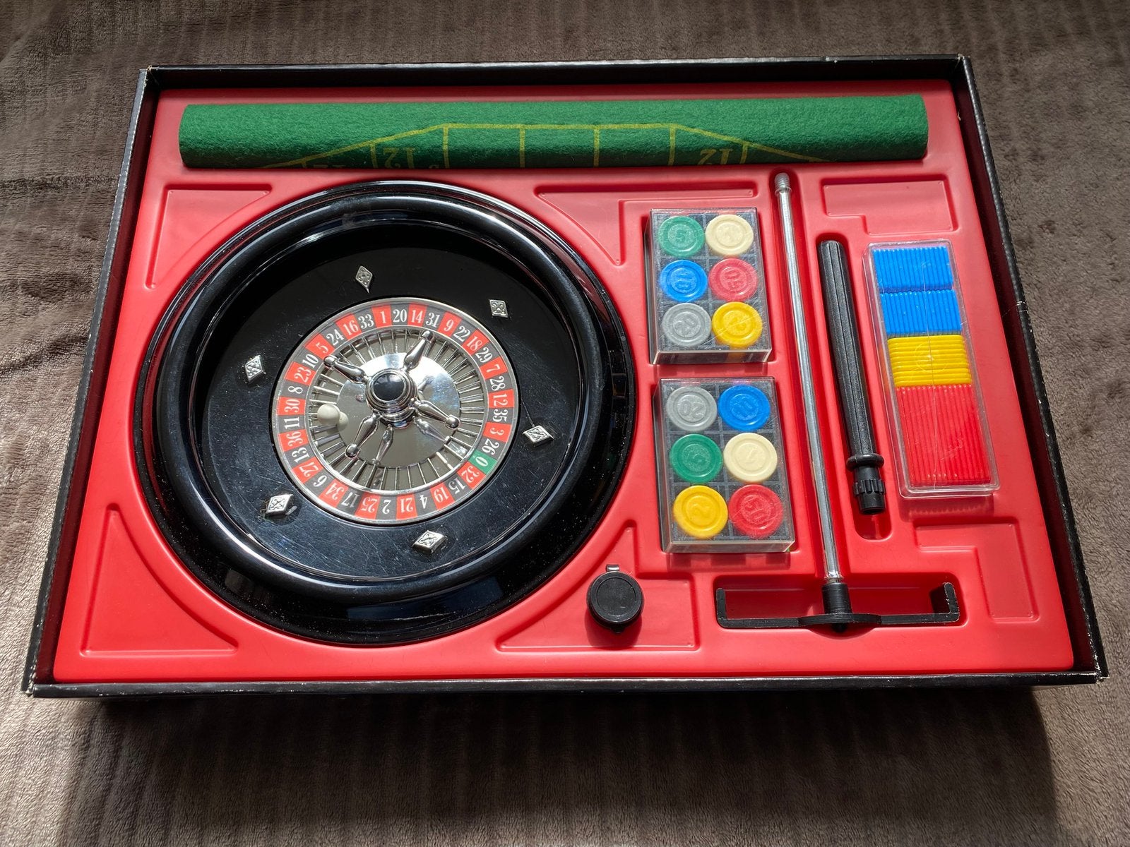 Vintage Roulette spel, Vijf spelers of meer, Ophalen, Zo goed als nieuw