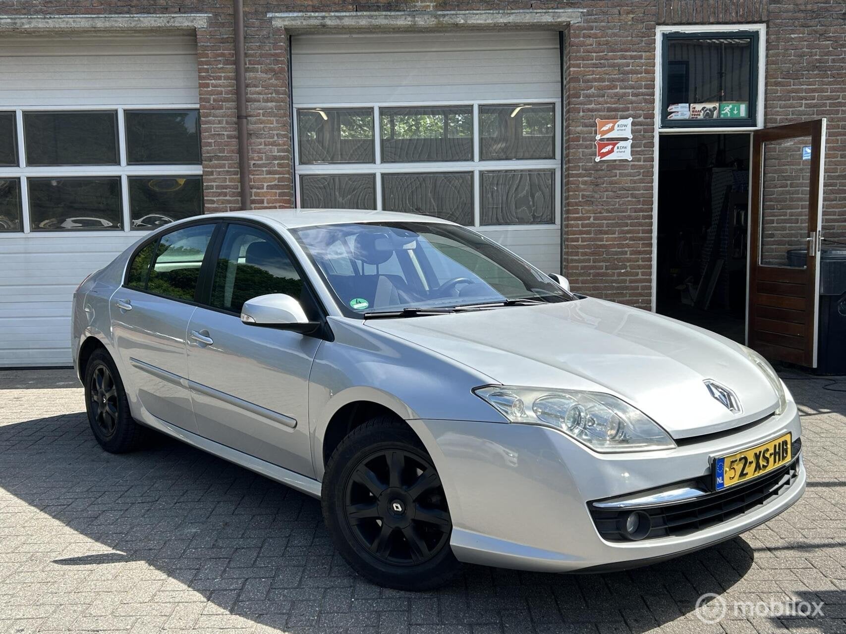 Renault Laguna 2.0 16V Dynamique | Clima | Cruise | Trekhaak, Auto's, Renault, Laguna, Stof, Gebruikt, Zwart