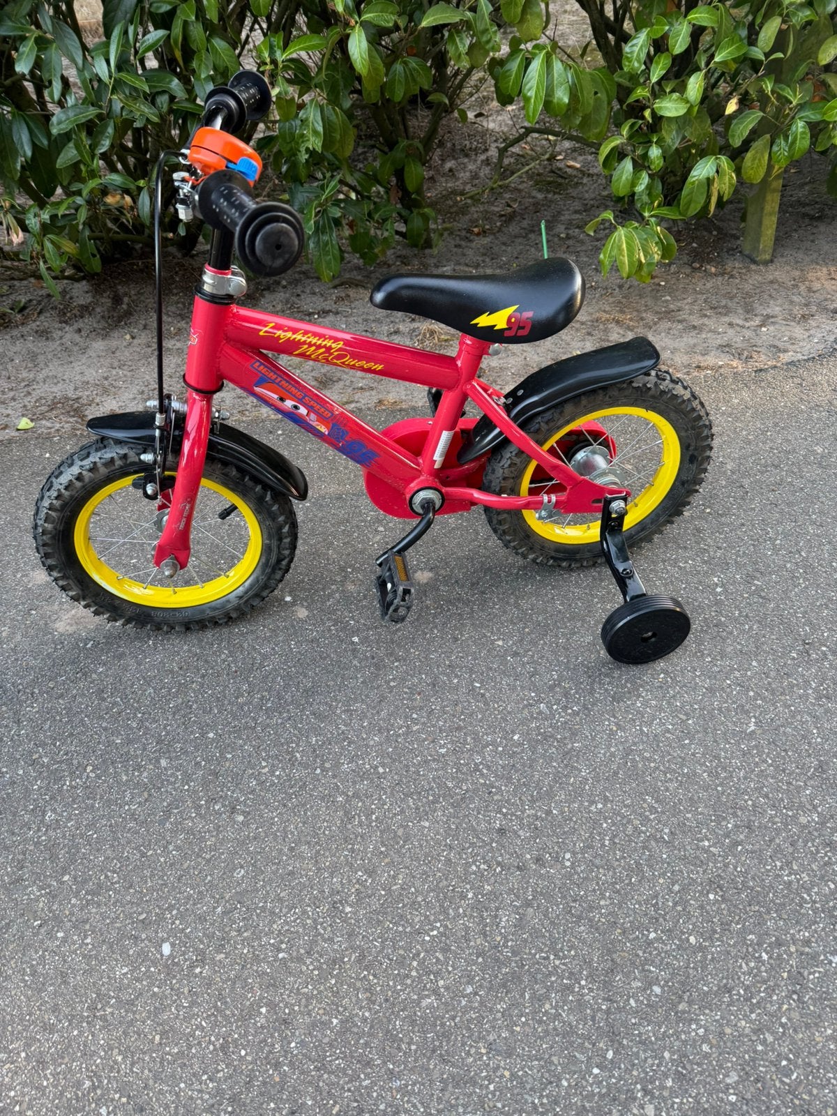 Mooi 12 inch fietsje met zijwieltjes, Ophalen, Zo goed als nieuw, Minder dan 16 inch
