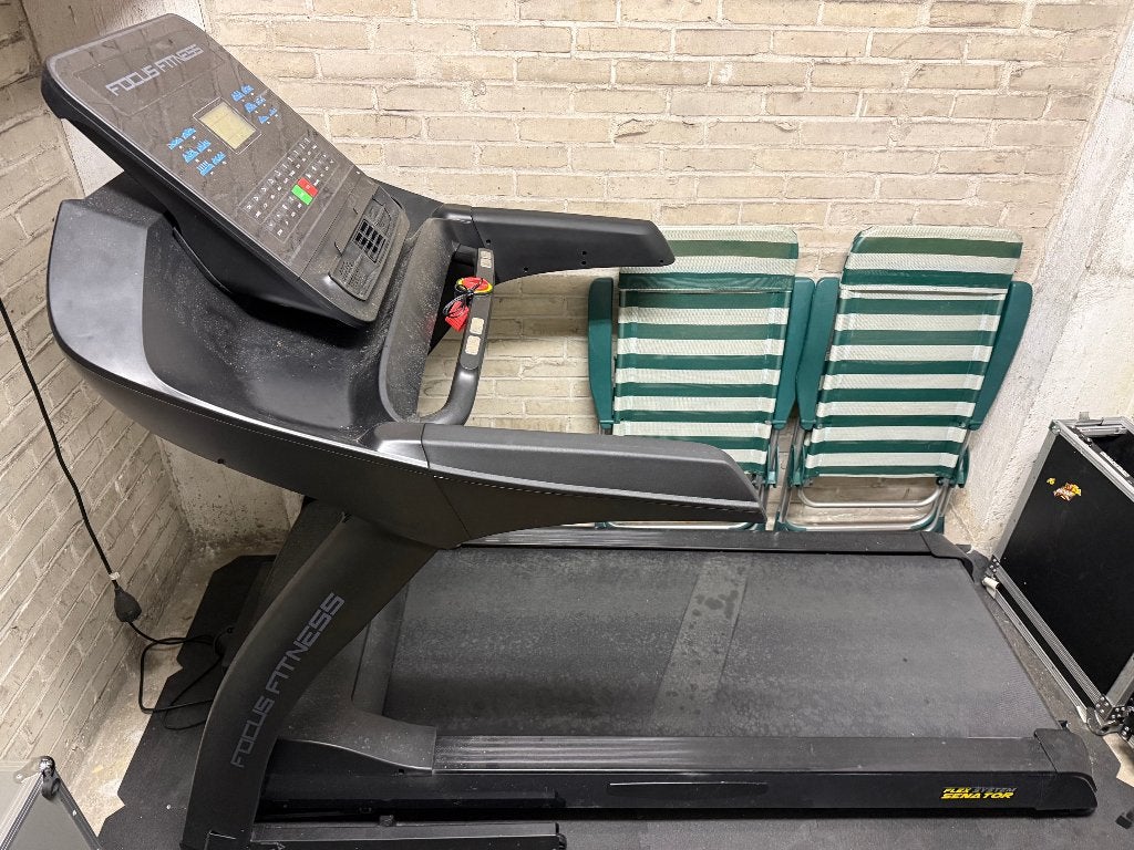 Focus FItness Senator iPlus Loopband, Ophalen, Kunststof, Gebruikt, Loopband
