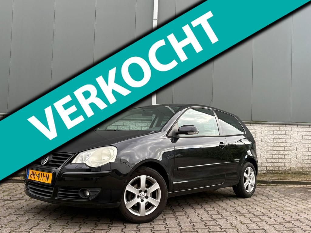 Volkswagen Polo 1.4-16V-Clima-Cruise-PDC-Stoelverwarming-NWE, Auto's, Voorwielaandrijving, Stof, Zwart, 4 cilinders