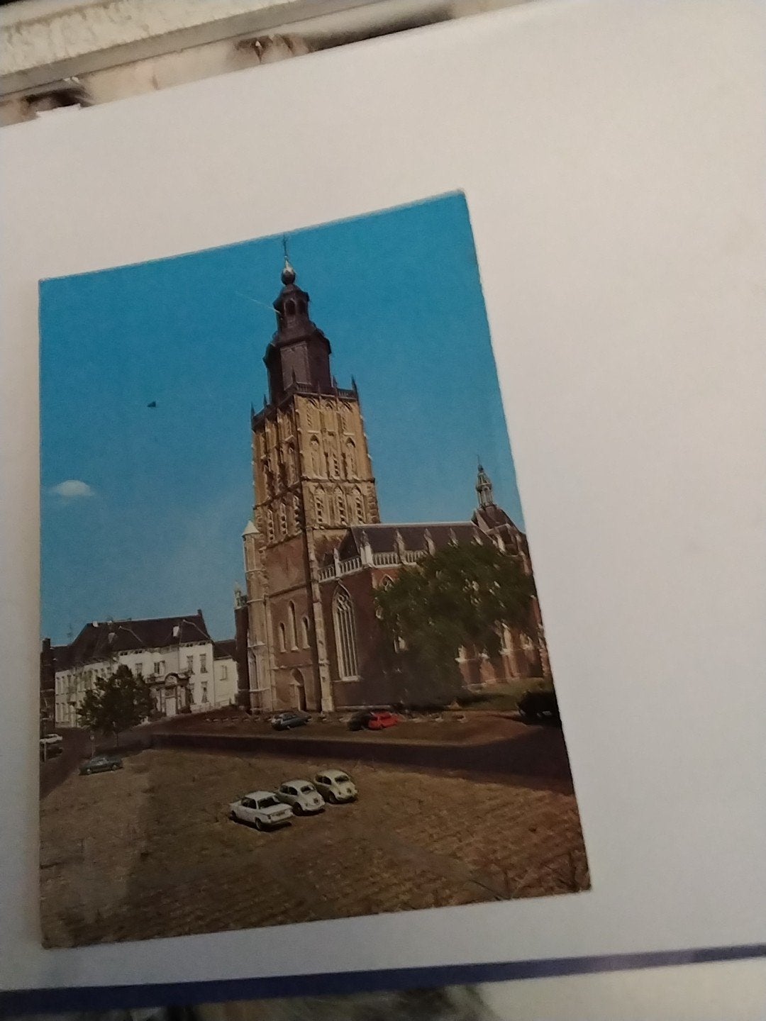ZUTPHEN. ST. WALBURGSKERK MET STADHUIS 1975, Ophalen of Verzenden, 1960 tot 1980, Gelderland