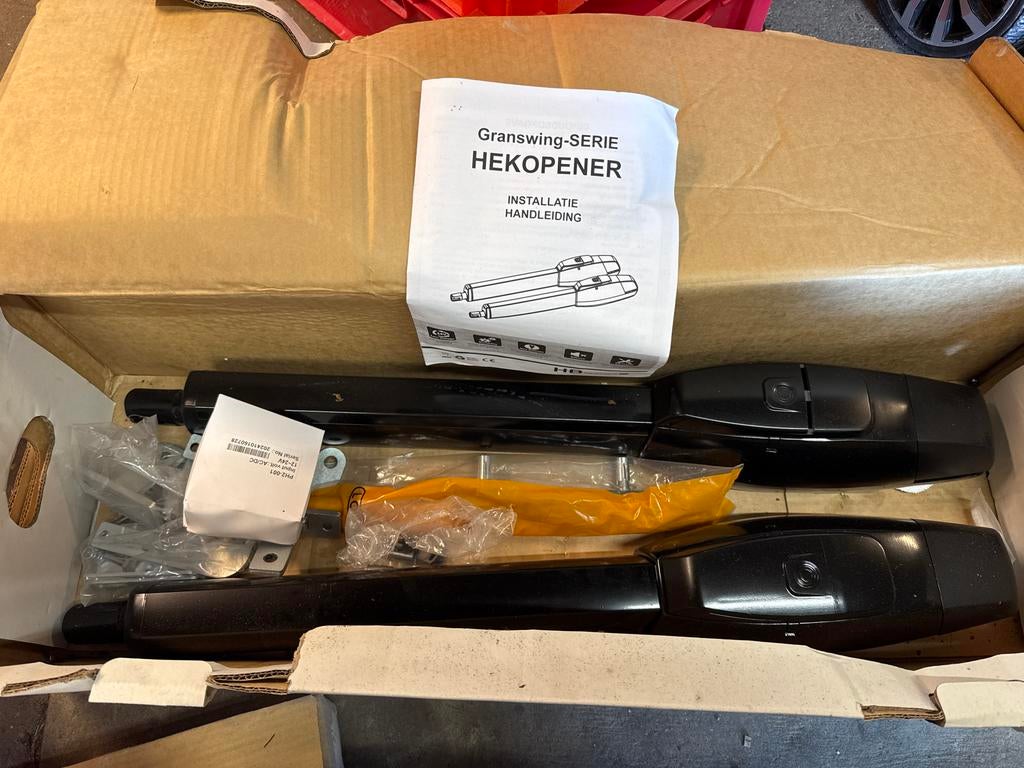 Nieuw zwarte HB Openers Granswings 300 Hekopener, Doe-het-zelf en Verbouw, Ophalen of Verzenden, Nieuw, Overige materialen, Overige typen