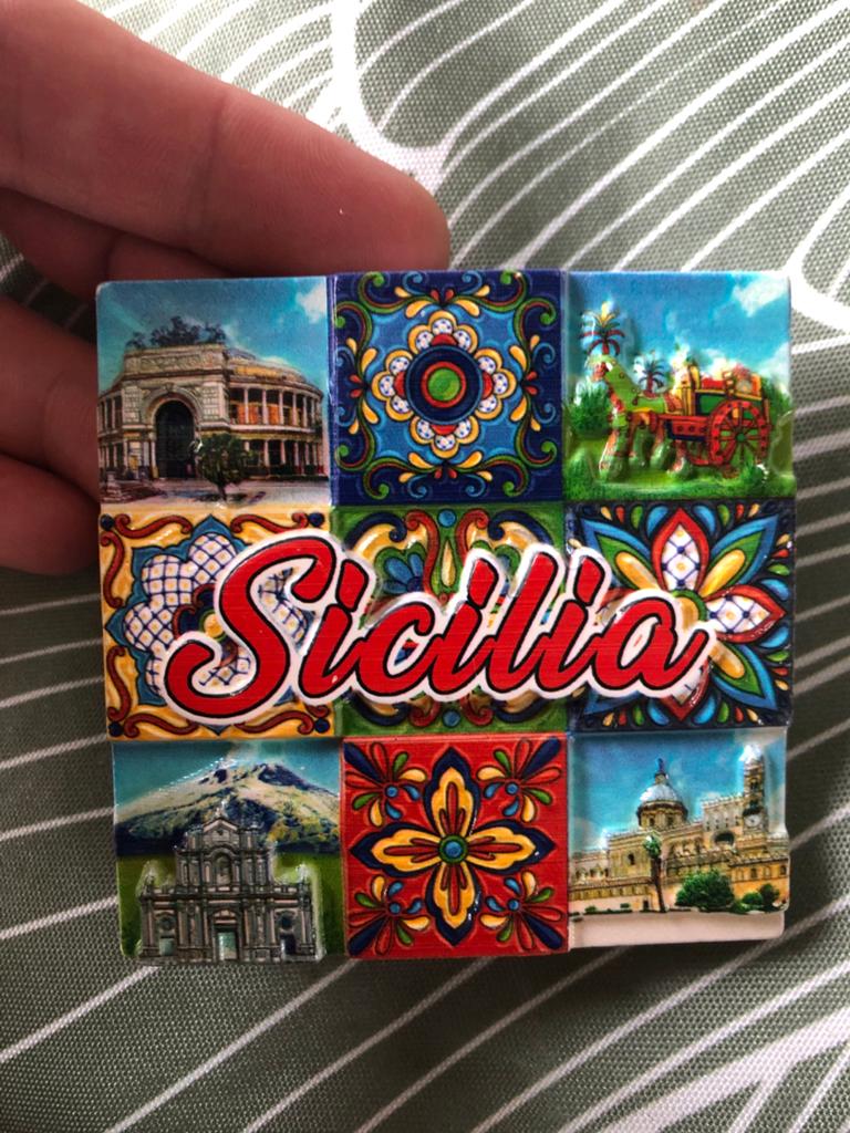 Sicilië koelkastmagneet - Kleurrijk souvenir, Ophalen of Verzenden, Zo goed als nieuw