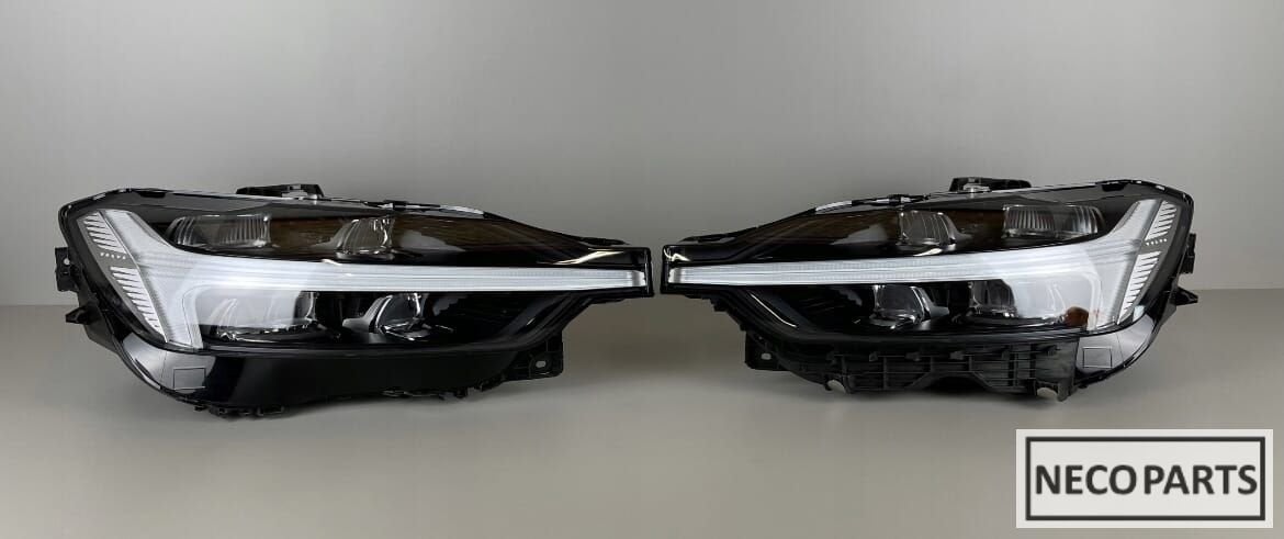 VOLVO XC60 FACELIFT VOL LED KOPLAMP KOPLAMPEN 32337374, Gebruikt, -, -, Ophalen of Verzenden