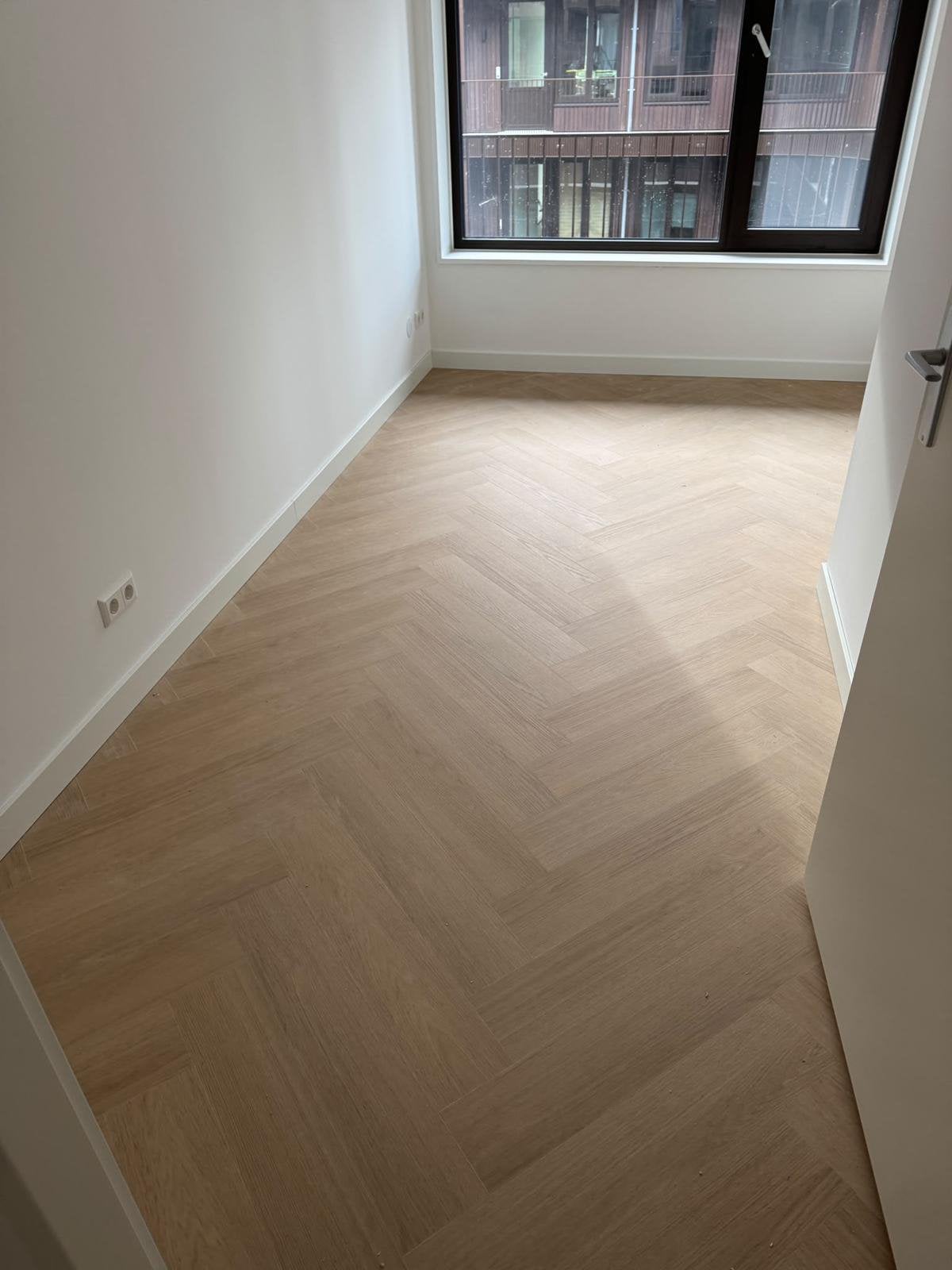 Oktober SALE Gelasta walvisgraat click incl. Leggen €34,95!, Laminaat of Parket