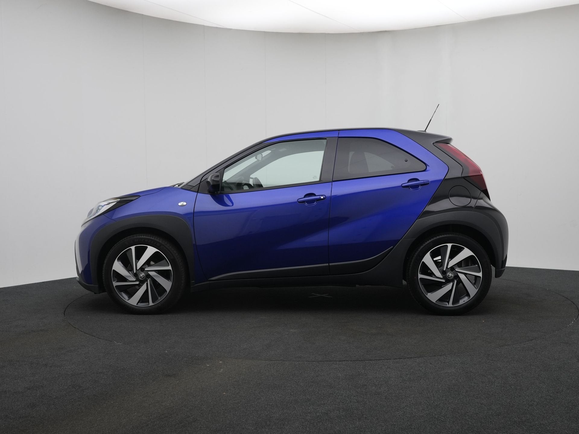 Toyota Aygo X 1.0 VVT-i MT Envy (bj 2023), 12 maanden, Gebruikt, Origineel Nederlands, 3 cilinders