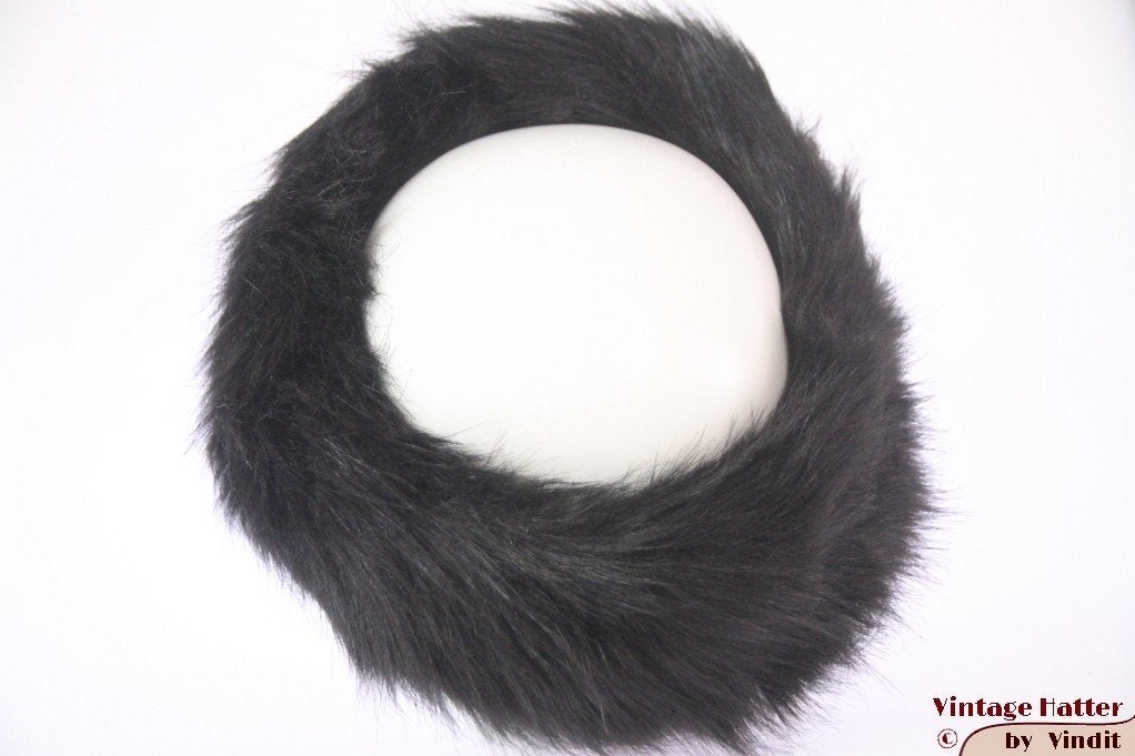 Hoofdband zwart imitatie bont 55-57 nieuw gratis verzenden, Ophalen of Verzenden, Nieuw, 56 of 57 cm (M, 7 of 7⅛ inch), Hoed
