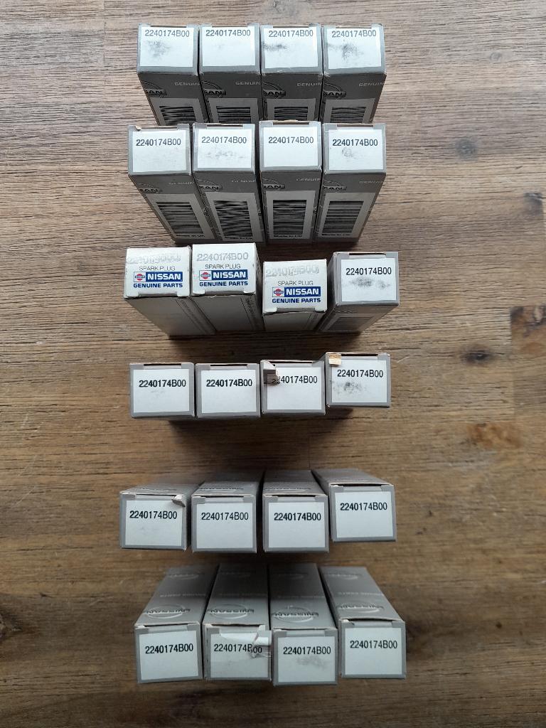 24x BOUGIE -NIEUW & ORIGINEEL - NISSAN Primera Sunny Almera, Verzenden, Nieuw, Nissan