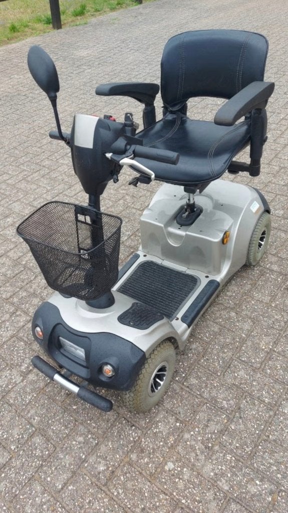Scootmobiel, Ophalen, 11 t/m 15 km/u
