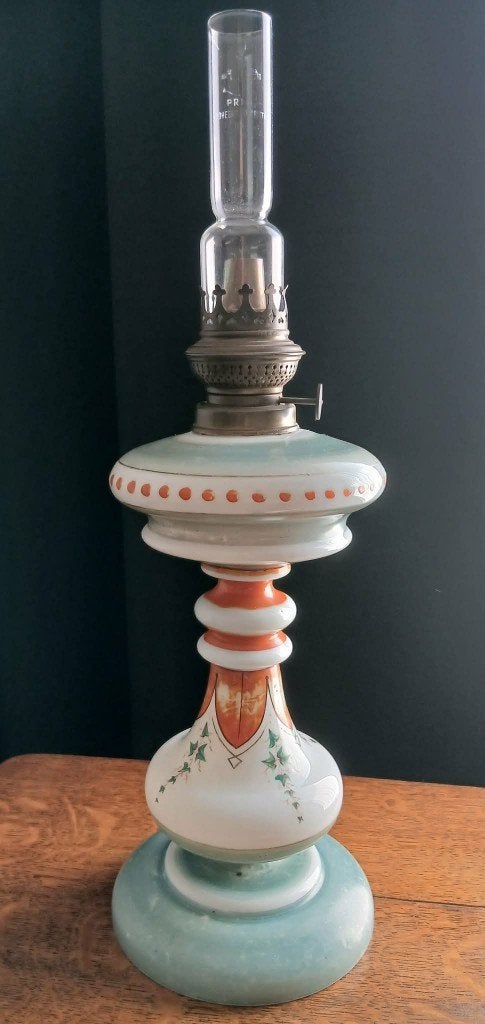 Olielamp, Opaline.  Duitsland, jaren '20, Antiek en Kunst, Antiek | Keramiek en Aardewerk, Ophalen of Verzenden