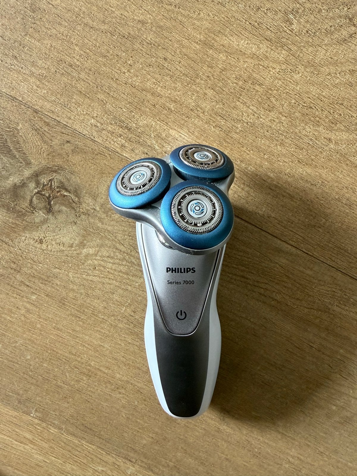 Philips Series 7000 Scheerapparaat - Nat en Droog Scheren, Ophalen of Verzenden, Zo goed als nieuw, Scheren en Epileren