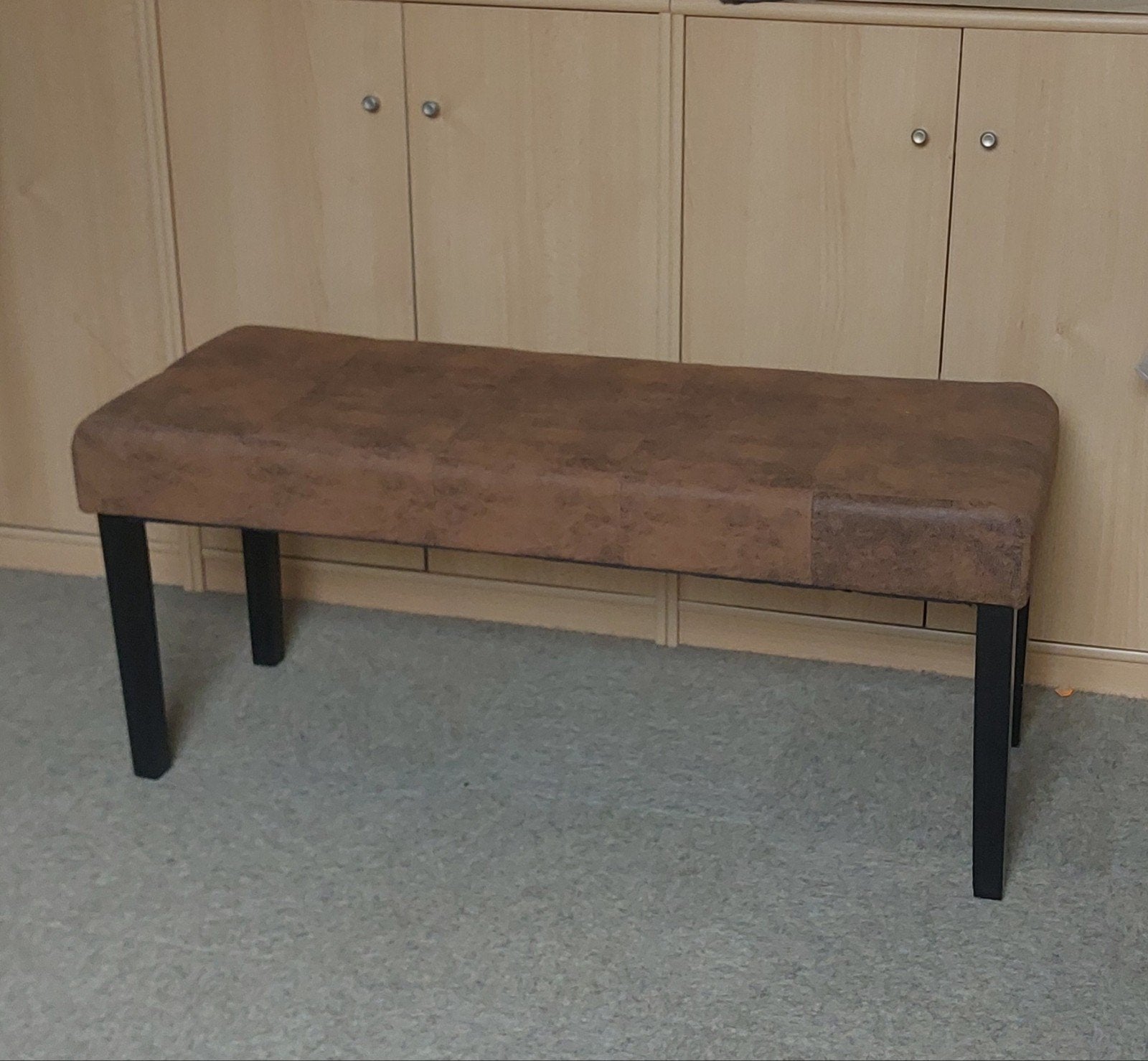 Zgan leuk bankje met kunstsuède bekleed, Ophalen, Minder dan 50 cm, 125 cm of meer, Nieuw