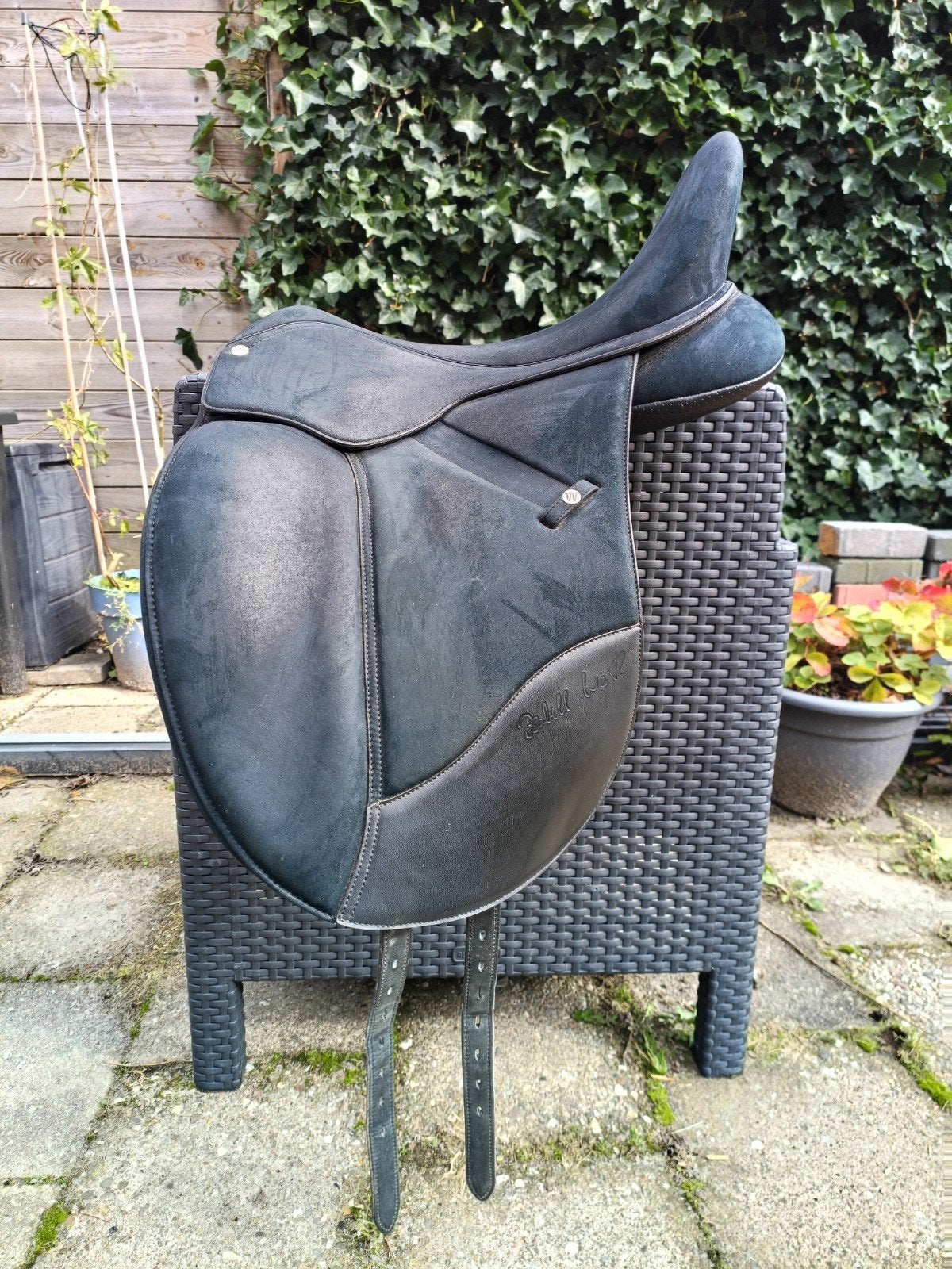 Wintec Isabell Werth Hart dressuurzadel, 17,5 inch, Dieren en Toebehoren, Paarden en Pony's | Zadels, Ophalen, Zo goed als nieuw