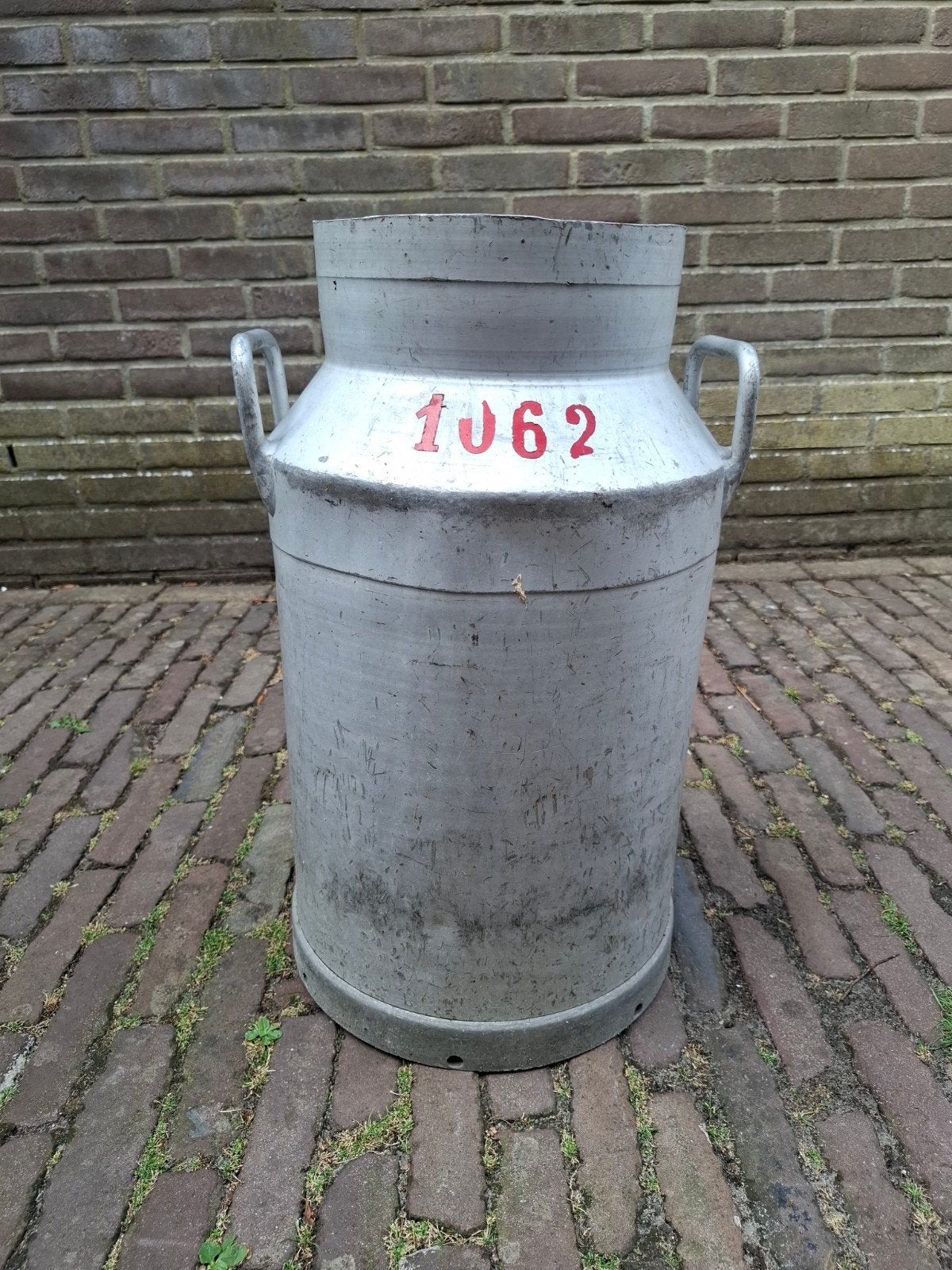 aluminium melkbus, Ophalen