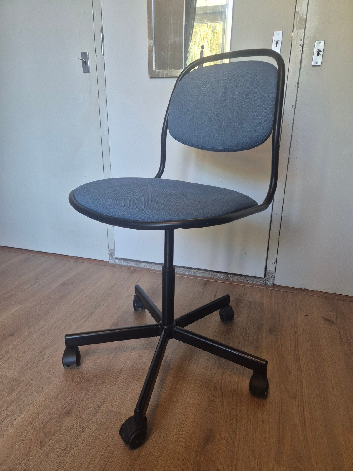 Ikea bureaustoel, Huis en Inrichting, Ophalen, Gebruikt, Blauw, Bureaustoel