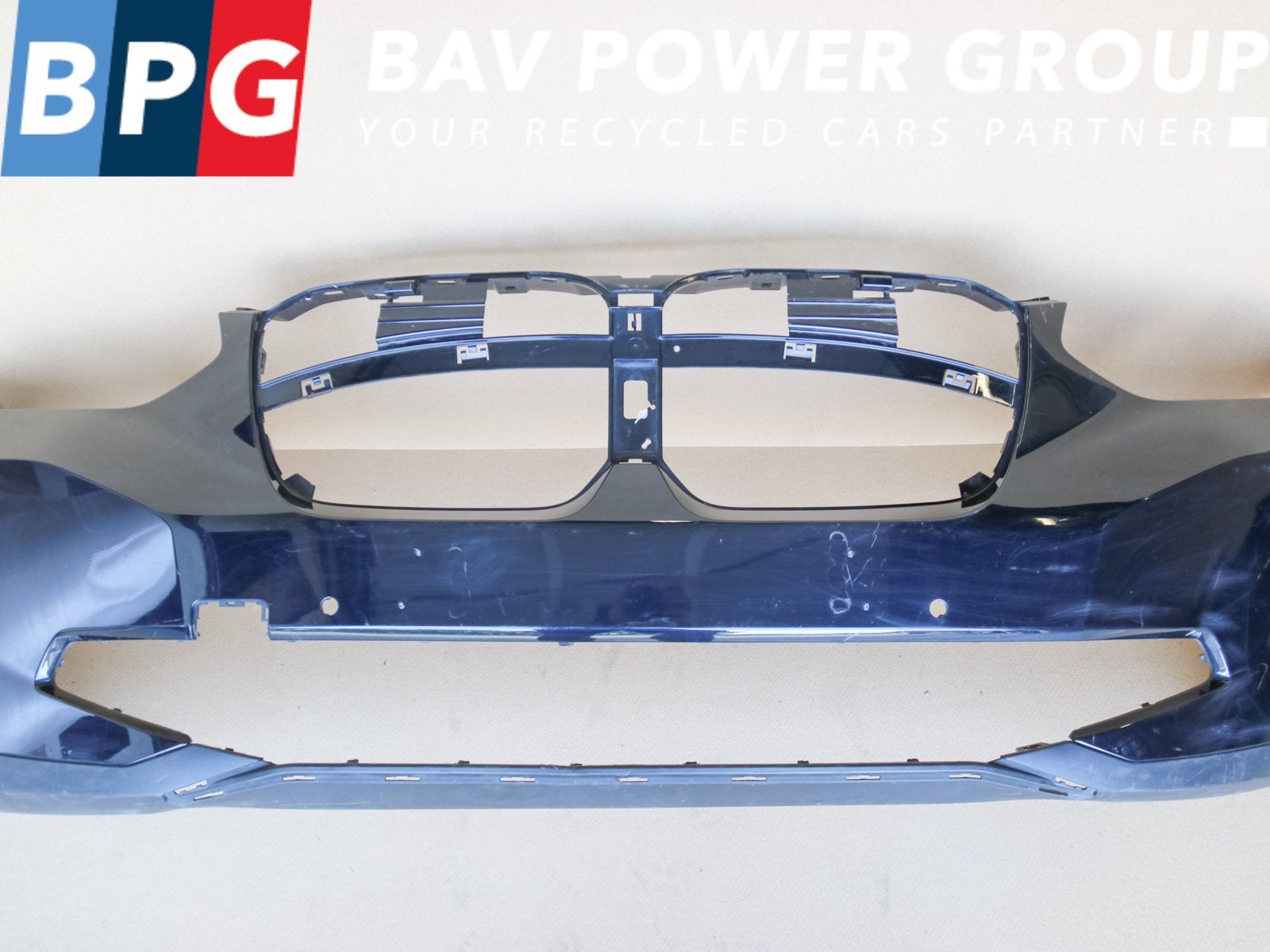 BUMPER VOOR G08 BMW iX3 (01-2020/-), Gebruikt, Voor, Bumper, BMW