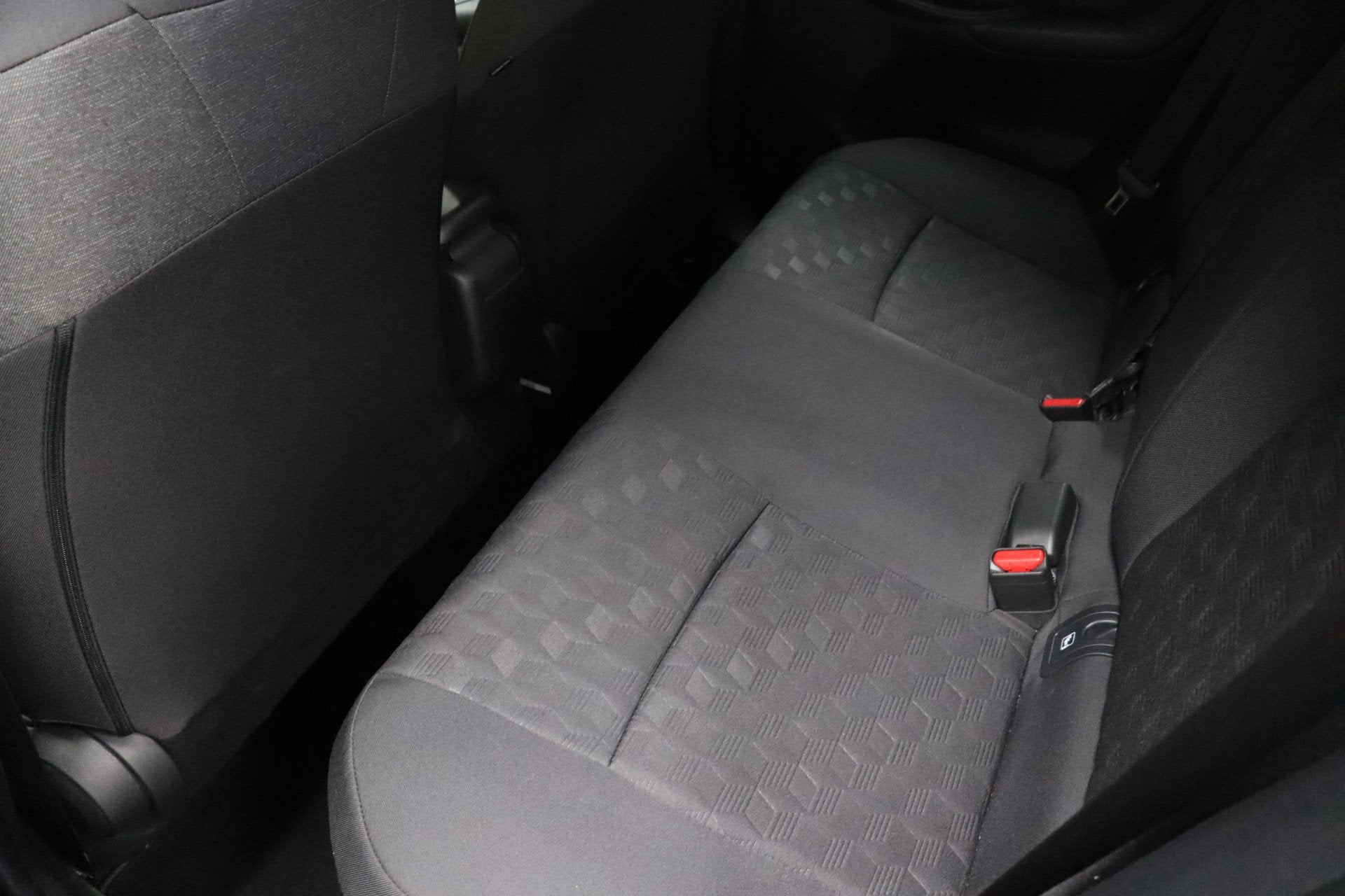 Foto 47 van Toyota Yaris 1.5 Hybrid 115 Dynamic + Comfort Pack | Adaptiv