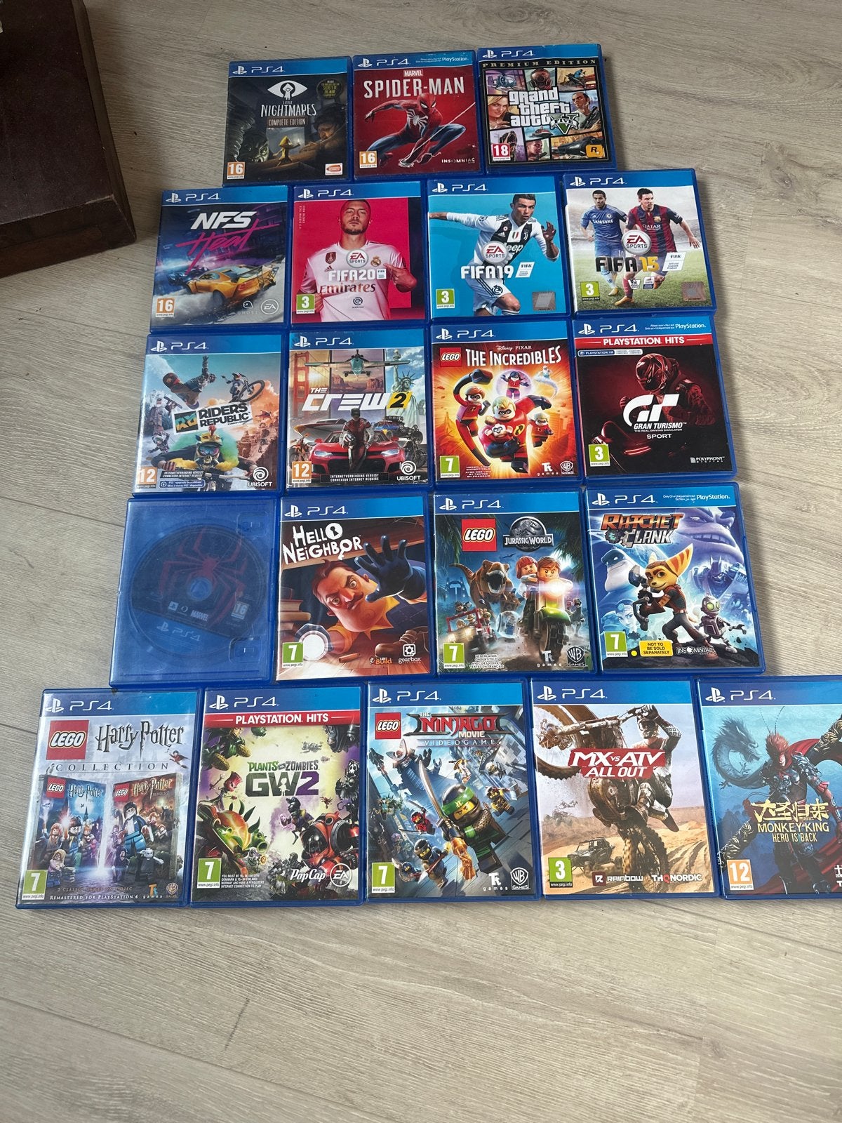 Grote collectie PS4 games, Gebruikt, Vanaf 18 jaar, Verzenden, Overige genres
