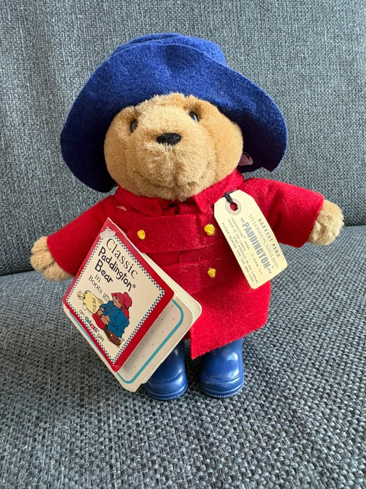 Paddington Beer (Eden Toys) Rode jas & labels, Ophalen of Verzenden, Zo goed als nieuw, Stoffen beer, Overige merken