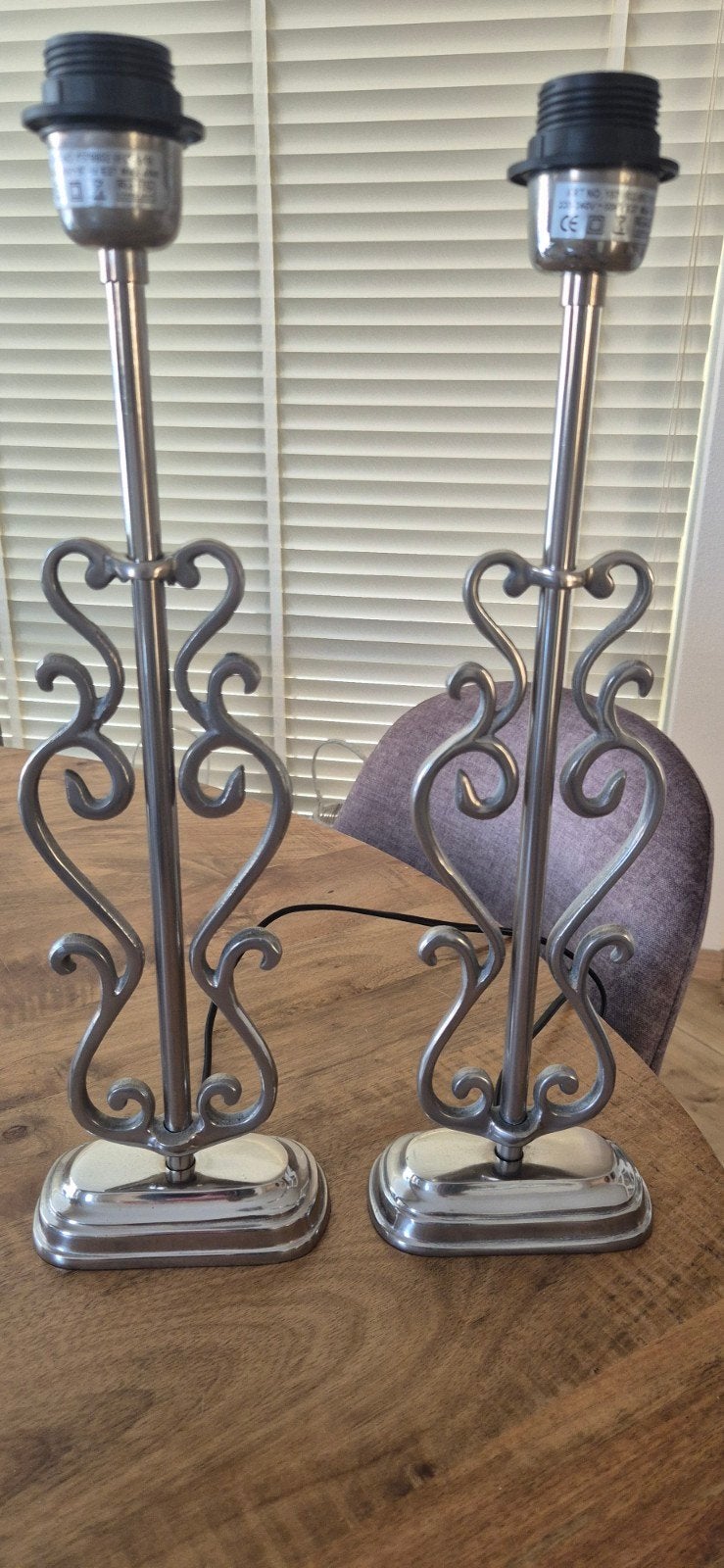 2 zilverkleurige lampenvoeten lamp 44 cm hoog, Ophalen, 44 cm, E27 (groot), Zo goed als nieuw