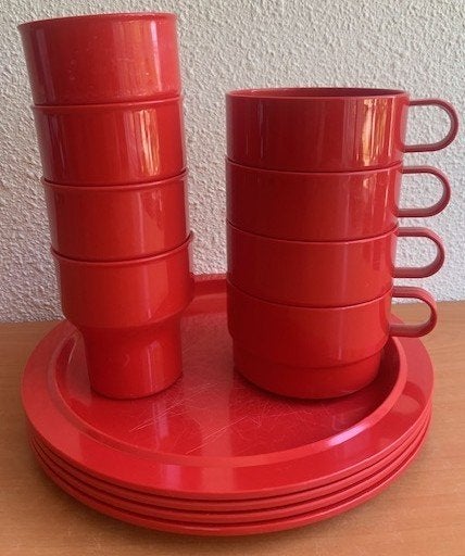 Mepal Rosti Classic: 4 -pers. Servies in rood #2, Lochem, Ophalen of Verzenden, Zo goed als nieuw, Mepal