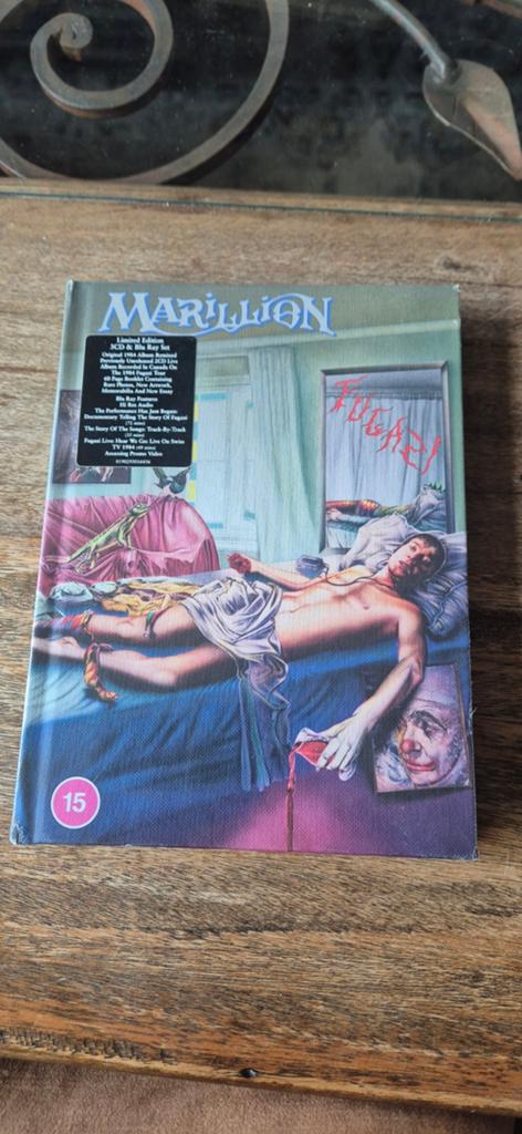 Marillion - Fugazi (Blu-ray + CD Boxset), Ophalen, Nieuw in verpakking, Muziek en Concerten, Boxset
