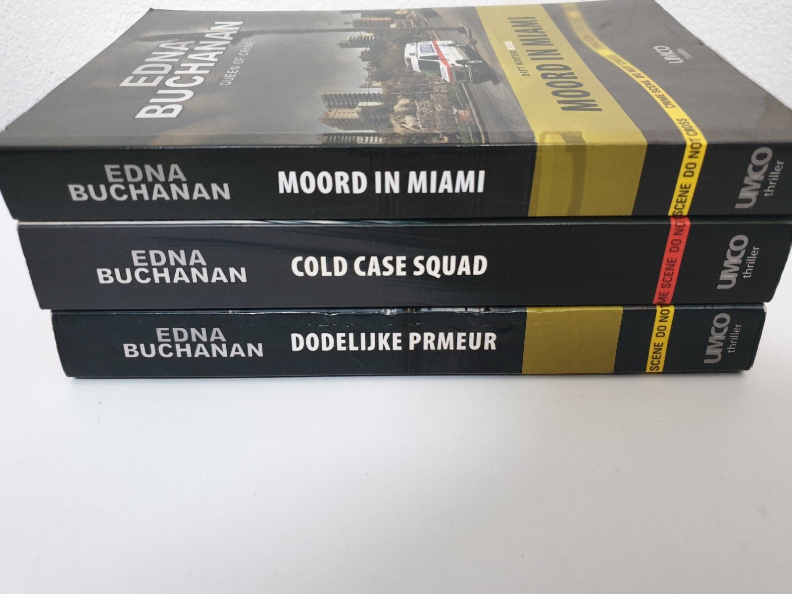 Edna Buchanan Thriller Boeken Set: Moord in Miami, Cold Case, Boeken, Ophalen of Verzenden, Gelezen, Edna Buchanan